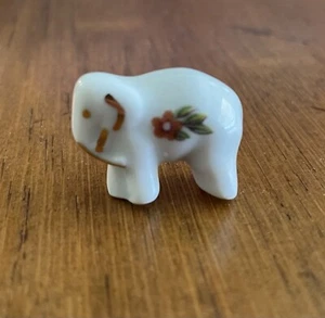 Limoges Frankreich Miniatur 1" Weiß & Gold Elefant Figur Blumenmuster - Bild 1 von 6