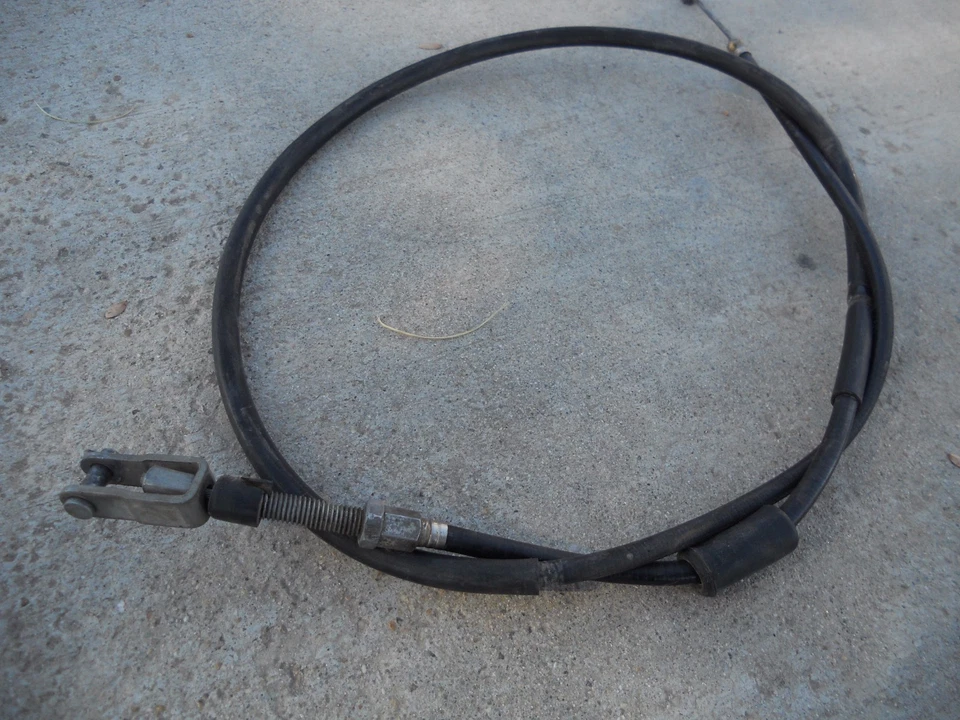 1981 SUZUKI SP 500 #1006.0 FRONT BRAKE CABLE — 第 1/1 张图片