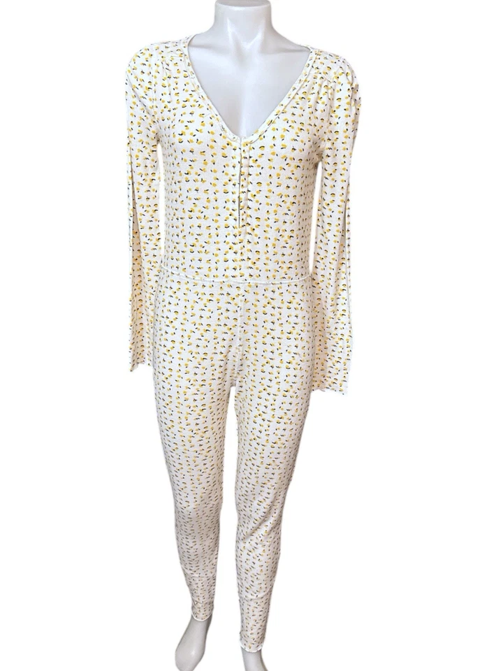 Пижамы комбинезоны FREE PEOPLE Intimate One Piece с цитрусовым лимонным принтом размер Small - Изображение 1 из 4