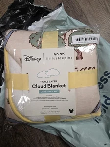 Little Sleepies WINNIE THE POOH HUNDRED ACRE WOOD Mini Cloud Blanket NEW NIB - Picture 1 of 3