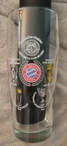 Glas FC BAYERN Serie "TRADITION" orig. 1981 Erfolge & Pokal, Faksimile/Namen 0,5 - Bild 1 von 3