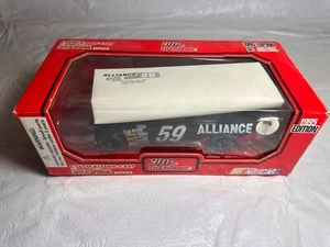 Racing Champions #59 Dennis Setzer 1995 1:24 Nascar DieCast - Picture 1 of 4