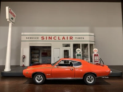 Danbury Mint 1969 Pontiac GTO Judge in Original Box. Excellent Condition - Image 1 of 4