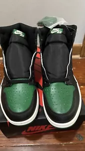 Size 10.5 - Jordan 1 Retro High OG Pine Green 2018 New In Box W Both Laces - Picture 1 of 8