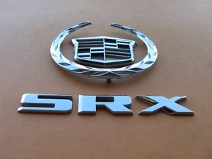 10 11 12 13 14 15 16 CADILLAC SRX REAR GATE LID EMBLEM LOGO BADGE SIGN A30222 - Bild 1 von 3