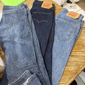 2 Jeans Levis 501 Para Hombre 34x32 Azul Botón Mosca Pierna Recta Denim y 1 Banana Rep - Imagen 1 de 11