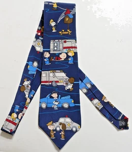 PEANUTS Emergency Gang 100 % Seide HALSKRAWATTE - Snoopy, Charlie Brown, Made in USA - Bild 1 von 5