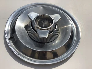 1964 1965 Dodge Spinner copriruota 14 pollici mozzo copriruota # 2 M 241 H 567 - Foto 1 di 12