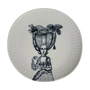 ANTHROPOLOGIE Teller Florence Balducci LADY IN WAIT RARE! 10,75" D Whimsical - Bild 1 von 14