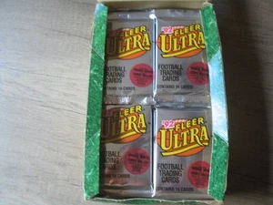 1992 Fleer Ultra Football Trading Cards 26 Factory Sealed Packs - Picture 1 of 2