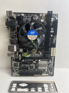 GIGABYTE GA-B85M-HD3 - I5 4460 LGA1150 4 DDR3 Micro ATX Płyta główna I/O Shield - Zdjęcie 1 z 4