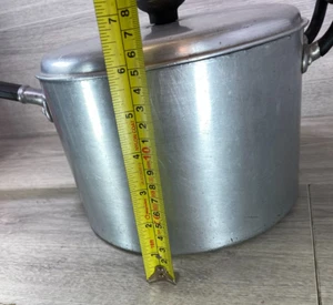 Vintage große Alu Schwan Pfanne Topf 9 Pint 22cm Durchmesser massive kühle Griffe - Bild 1 von 12