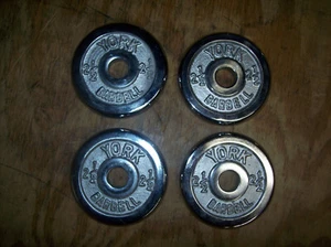 YORK BARBELL CHROME 2.5s BodyBuilding STRONGMAN Fitness ESERCIZIO PIASTRE PESI - Foto 1 di 2