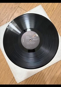 Hooked On Swing Larry Elgart Manhattan Swing Jazz RCA 1982 LP Vinyl Album - Picture 1 of 3