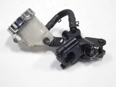 96 97 98 99 00 01 02 03 04 SUZUKI GSXR 600 750 1000 TL1000R front brake cylinder - Image 1 of 4
