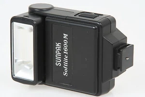 Sunpak Softlite 1600M, Aufsteckblitzgerät mit Mittenkontakt - Bild 1 von 2