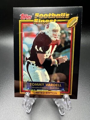 1992 Topps Football's Finest - #43 Tommy Vardell (RC) Browns - Image 1 of 2