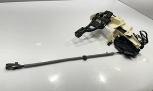 2012-2018 FORD FOCUS FRONT LEFT DOOR ACTUATOR LATCH BRACKET P/N CM51-A219A65 OEM - Picture 1 of 8