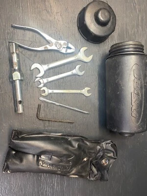 Kawasaki Jet Ski Ultra 150 JH1200 2004 Stock Herramientas OEM Bolsa de Herramientas Kit 56007-37 Foto 1 de 4
