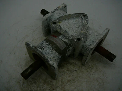 BOSTON GEAR RA1531 SPRIAL BEVEL GEAR RIGHT 90, 1750 RPM MAX INPUT HP 3.675 - Image 1 of 4