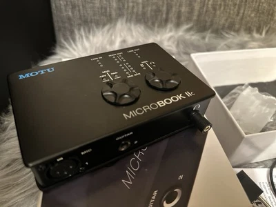 MOTU MicroBook IIc Audio Interface - Bild 1 von 3