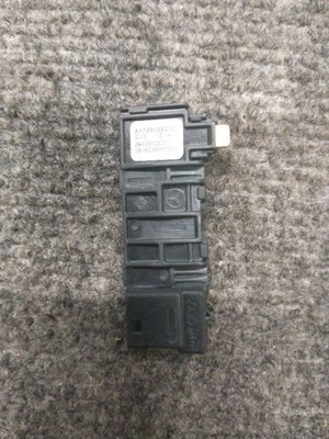 GL450     2014 Chassis ECM 695768 - Image 1 of 4