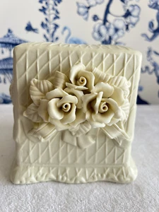 Ceramic Victorian Rose Tissue Box Cover Off-White Elegant 3-D Ivory Flowers 4x5 - Picture 1 of 8