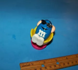 M&M's Easter Candy Topper " Blue Peanut In Easter Egg" M&M's Osterfigur - Bild 1 von 3