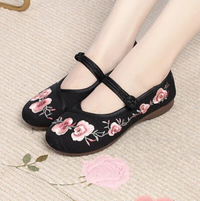 Ladies Buckle Shoes Non Slip Ethnic Footwear Embroidered Floral Flat Heel Retro  - Image 1 of 4