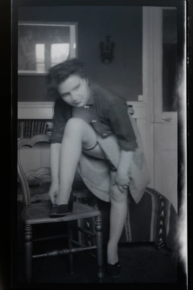 Printing Photo Analogue Black And White Erotic Nude Amateur Of Naked Woman - Image 1 of 1