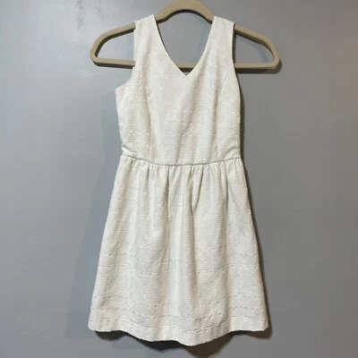 KENSIE TEXTURED FIT AND FLARE DRESS WHITE SMALL BEACH BOHO SUMMER VACATION - Image 1 of 4