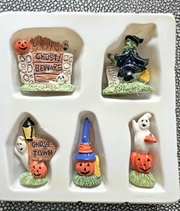 Caja 5 figuras de Halloween de resina pintadas a mano 1993 Witch Ghost Town Signs Jackot - Imagen 1 de 13