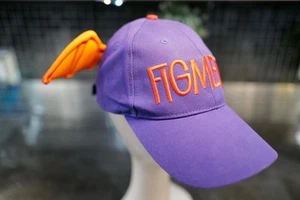 Disney Parks Figur Drachen Hut mit Flügeln Erwachsene lila orange Regenbogen Krempe - Bild 1 von 11