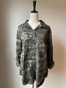 Social Standard by Sanctuary Camo Blouse (M) - Picture 1 of 4