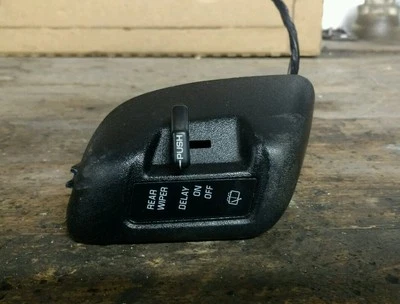 ПЕРЕКЛЮЧАТЕЛЬ СТЕКЛООЧИСТИТЕЛЯ CHEVY LUMINA APV ОТ ОРИГИНАЛЬНОГО ПРОИЗВОДИТЕЛЯ 1990-1996 - Изображение 1 из 2