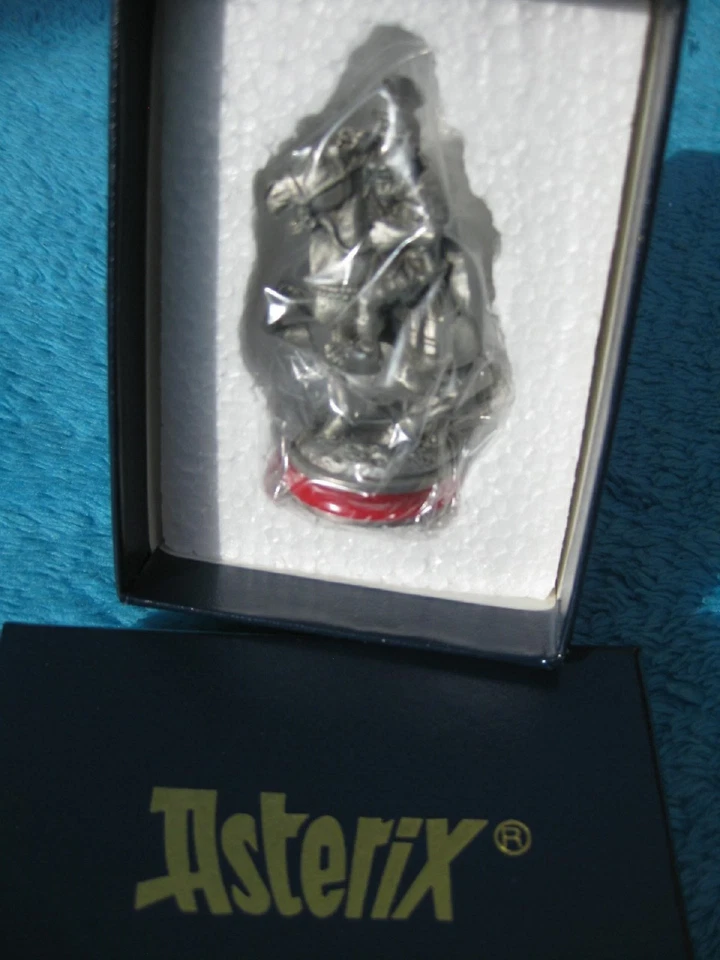 ASTERIX & OBELIX SPRINGER RÖMER Schachfigur Centurio Zinnfigur Zinn Mayfair OVP - Bild 1 von 1