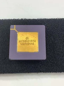 MC68451R10 - MOTOROLA - Memory Management Unit, MOS - Picture 1 of 1