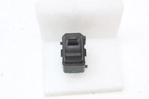 04-08 Grand Prix Right Front Passenger Power Window Door Control Switch Lock - Picture 1 of 3