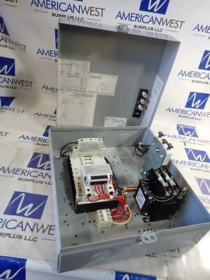 Nuevo Contactor de Iluminación Eaton ECC04C1C2A 30A 460V nema 1 Cerrado C320MH2WA0 Foto 1 de 4