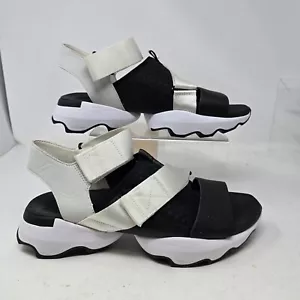 Sorel Womens Size 12 Kinetic Impact Black White Sandal - Picture 1 of 12