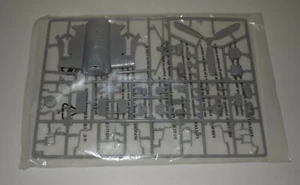 TRUMPETER F6F-3N HELLCAT 02258 ⭐TEILE⭐ ANGUSS B-PROP+LWR SICHERUNG WING ROOT+MEHR 1/32 - Bild 1 von 3