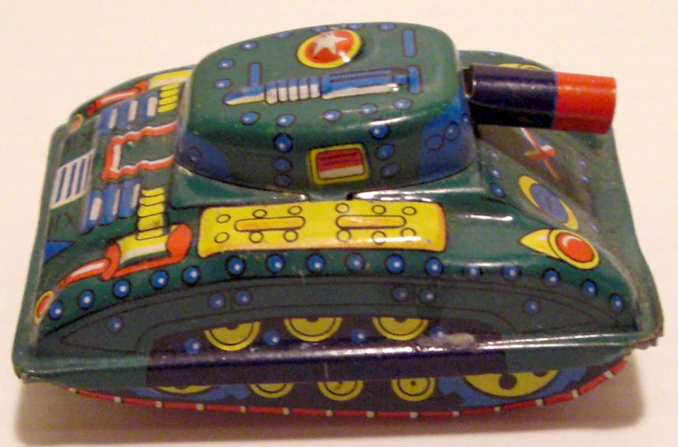 Tanque militar de fricción de juguete de hojalata vintage de Japón años 60 Foto 1 de 4