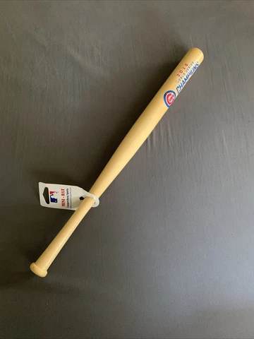 CHICAGO CUBS 2016 WORLD SERIES CHAMPIONS 18" MINI SOUVENIR WOOD BASEBALL BAT Cover