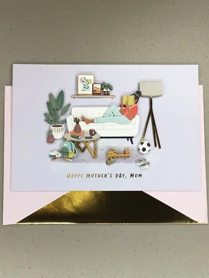 Hallmark Feliz Día de la Madre Tarjeta Firma MAMÁ Balón de Fútbol Planta Relax Diseño 3D Foto 1 de 4