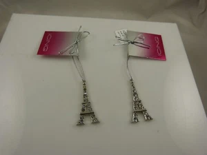 2 Icing Eiffel tower Christmas ornaments xmas bling faux crystals - Picture 1 of 6