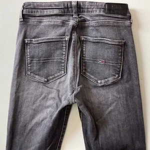 Ladies TOMMY HILFIGER TJ 2008 High Rise Skinny Grey Jeans Size 8 W26 L30 (413H) - Picture 1 of 9