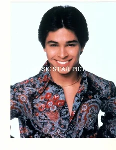 H797 Wilmer Valderrama That '70s Show 1998 8 x 10 glossy photograph - Picture 1 of 1
