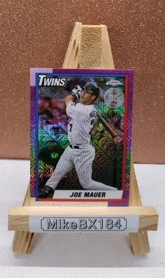 Joe Mauer 2025 Topps Actualización Cromo MOJO 1990 35º ANIVERSARIO #U90C-100 Gemelos Foto 1 de 2