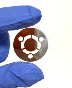 1 Pc Linux Ubuntu Laptop/PC  Metal Sticker Label Logo Decal Badge 28mm, Silver - Picture 1 of 3