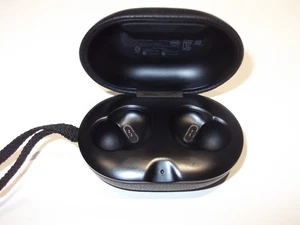 Bang & Olufsen Beoplay E8 Black True Wireless Earbuds - Charging Case ONLY - Picture 1 of 4